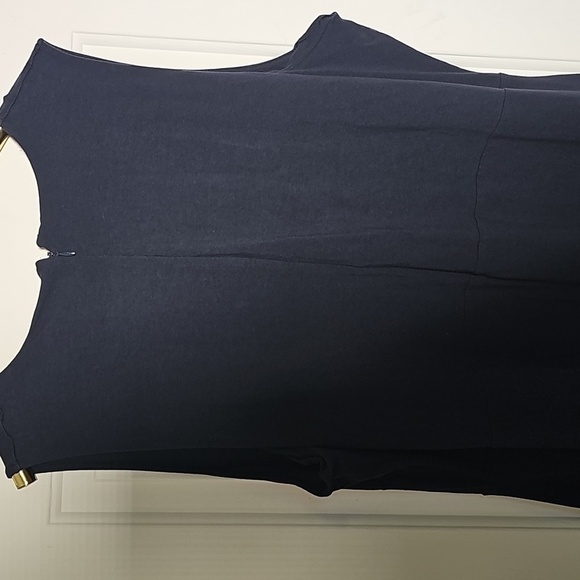 Elegant Navy Blue Sleeveless Maxi Dress. - Picture 5 of 8